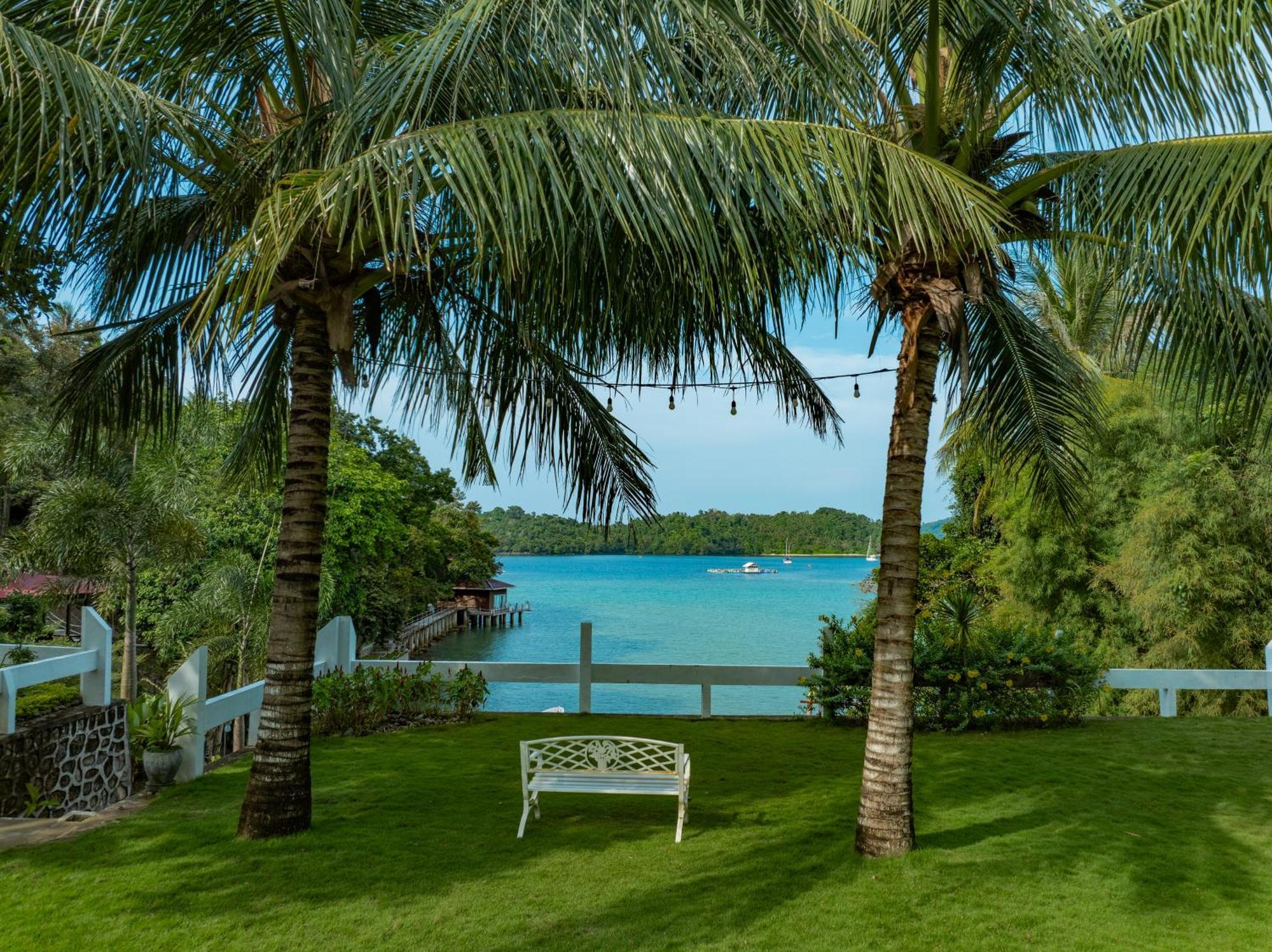 The Hawk'S Nest Resort Сабанг Экстерьер фото