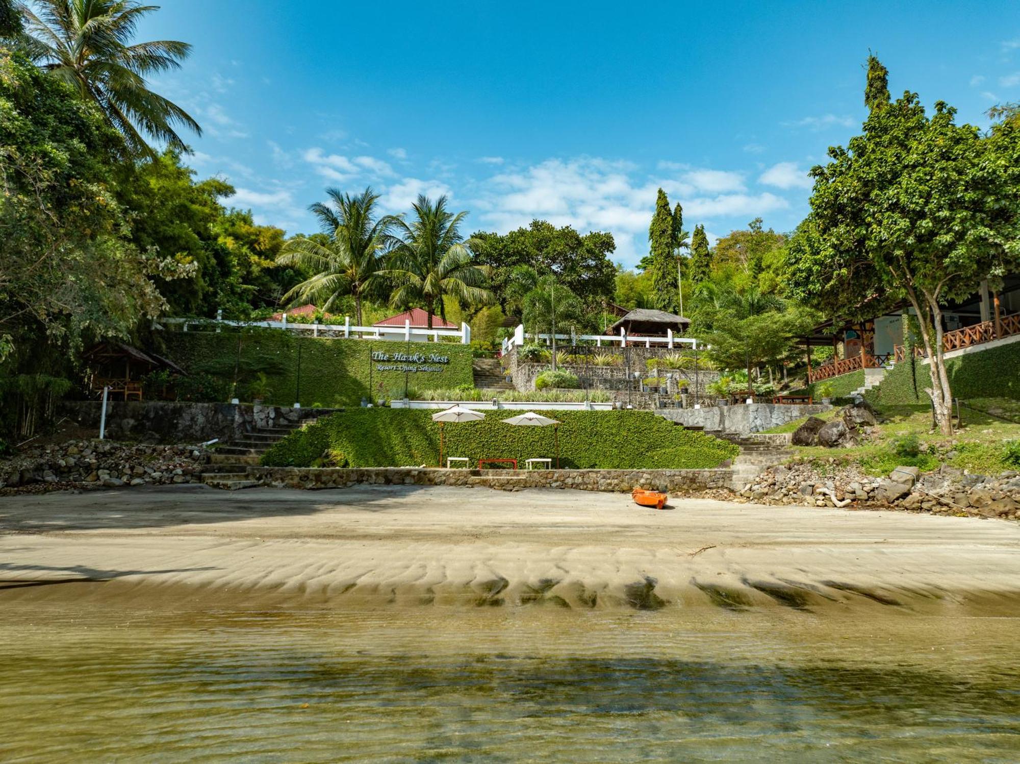 The Hawk'S Nest Resort Сабанг Экстерьер фото