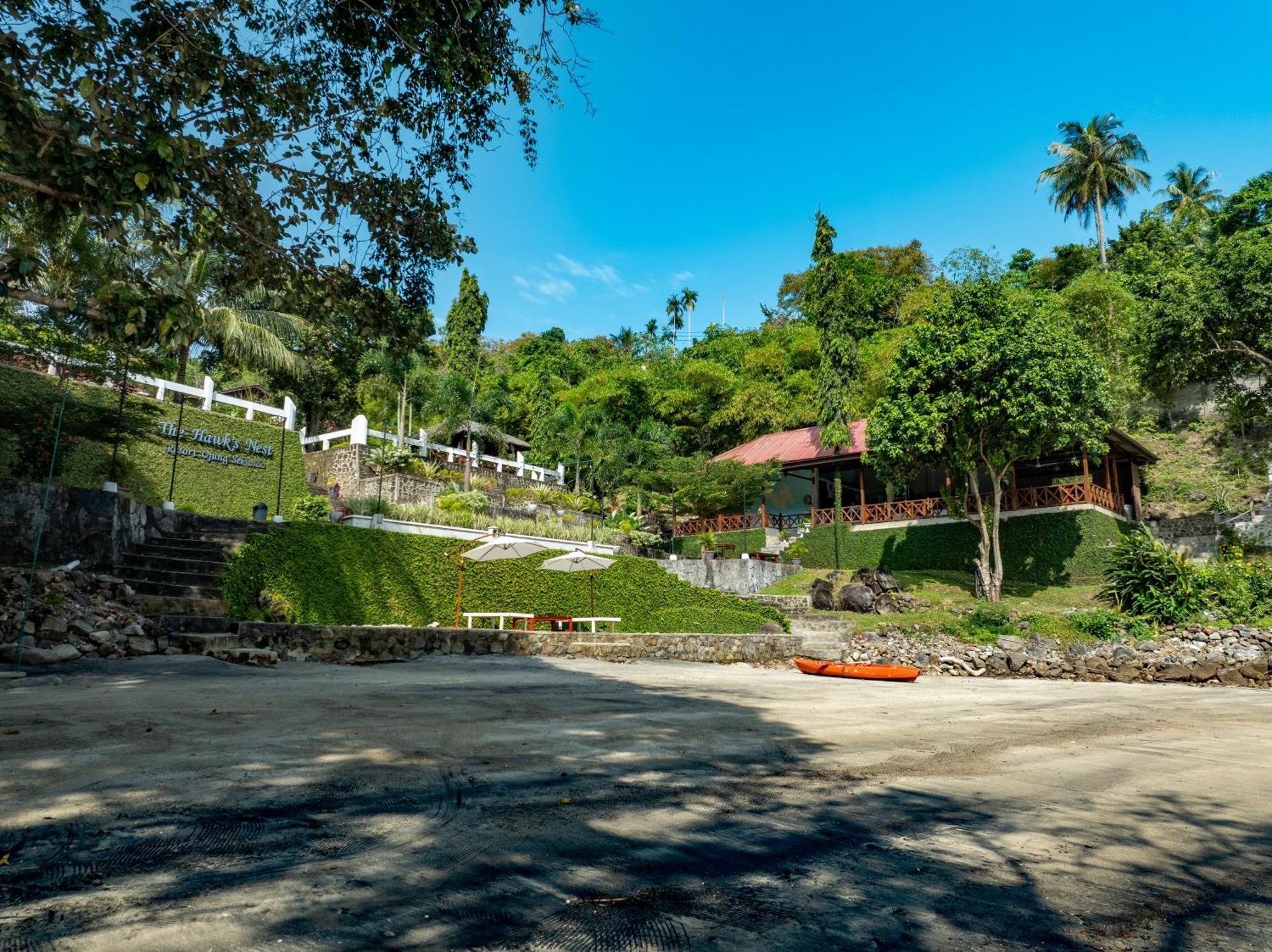 The Hawk'S Nest Resort Сабанг Экстерьер фото