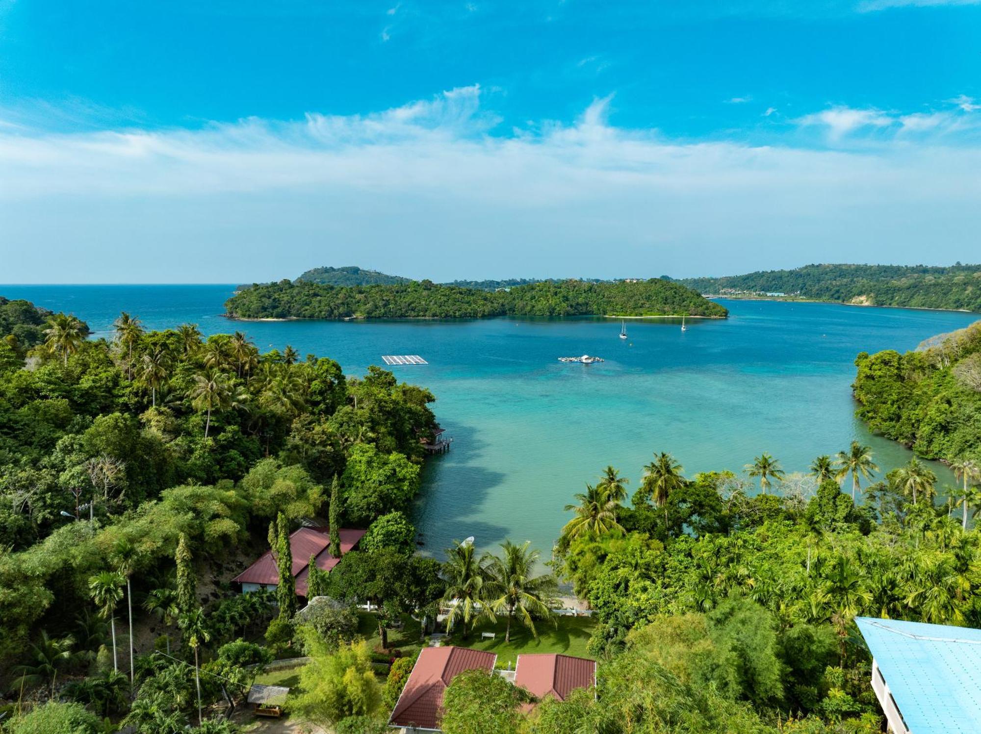The Hawk'S Nest Resort Сабанг Экстерьер фото