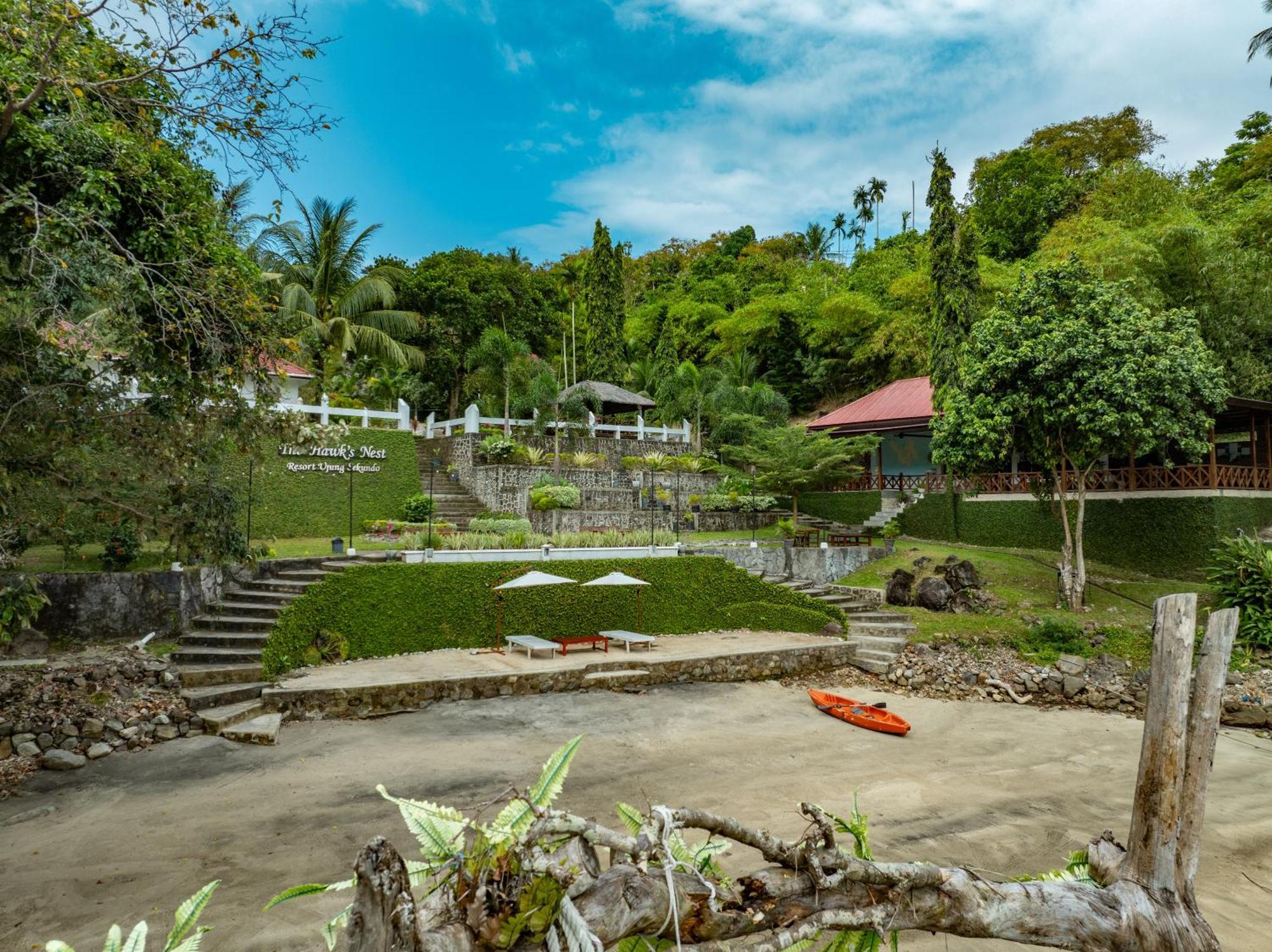 The Hawk'S Nest Resort Сабанг Экстерьер фото