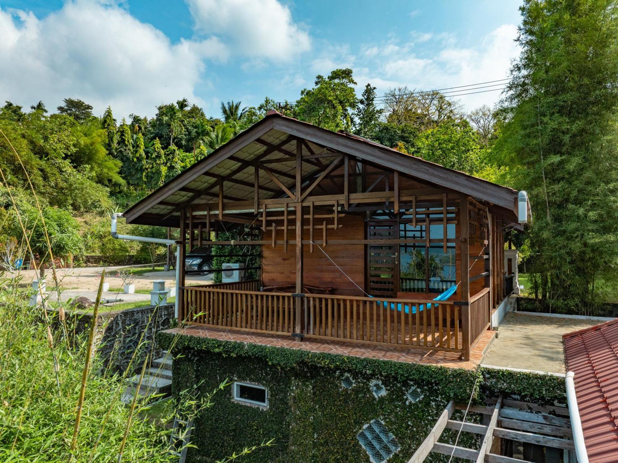 The Hawk'S Nest Resort Сабанг Экстерьер фото