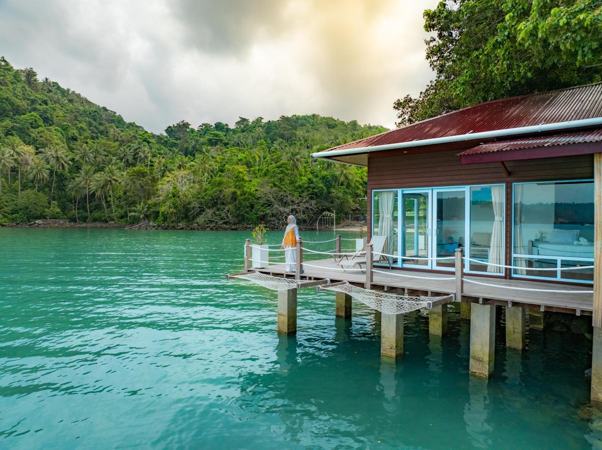 The Hawk'S Nest Resort Сабанг Экстерьер фото